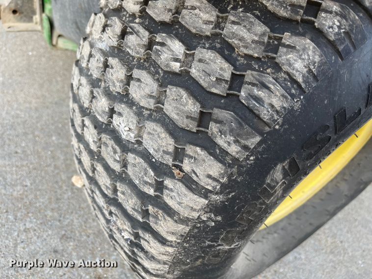 image for item MU9266 2009 John Deere TE Gator  utility vehicle