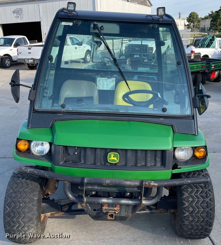 image for item MU9267 2006 John Deere HPX Gator  utility vehicle
