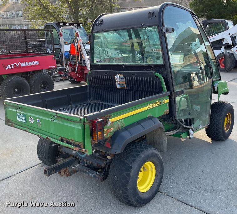 image for item MU9267 2006 John Deere HPX Gator  utility vehicle