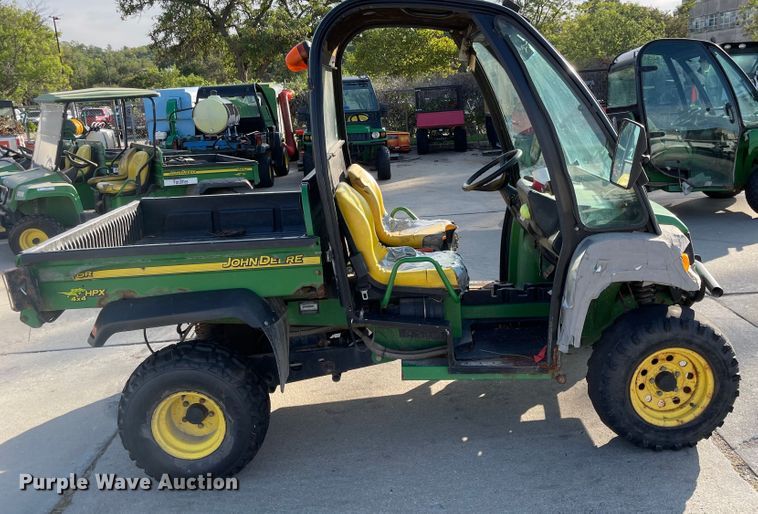 image for item MU9268 2006 John Deere HPX Gator  utility vehicle