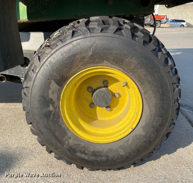 image for item MU9268 2006 John Deere HPX Gator  utility vehicle