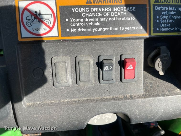 image for item MU9269 John Deere HPX Gator  utility vehicle