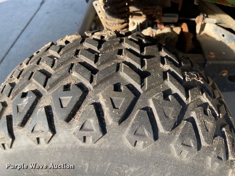 image for item MU9269 John Deere HPX Gator  utility vehicle