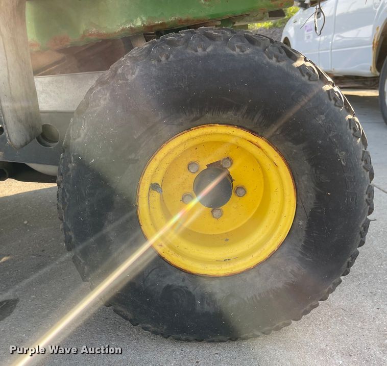 image for item MU9269 John Deere HPX Gator  utility vehicle