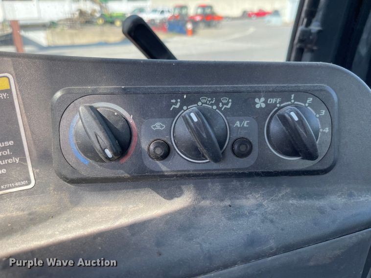 image for item MU9270 Kubota RTV1100  utility vehicle