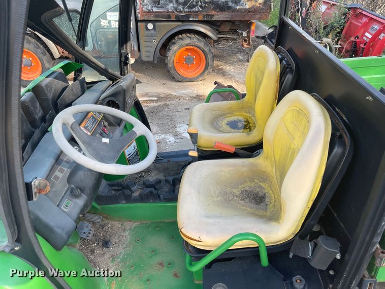 image for item MU9271 John Deere HPX Gator  utility vehicle