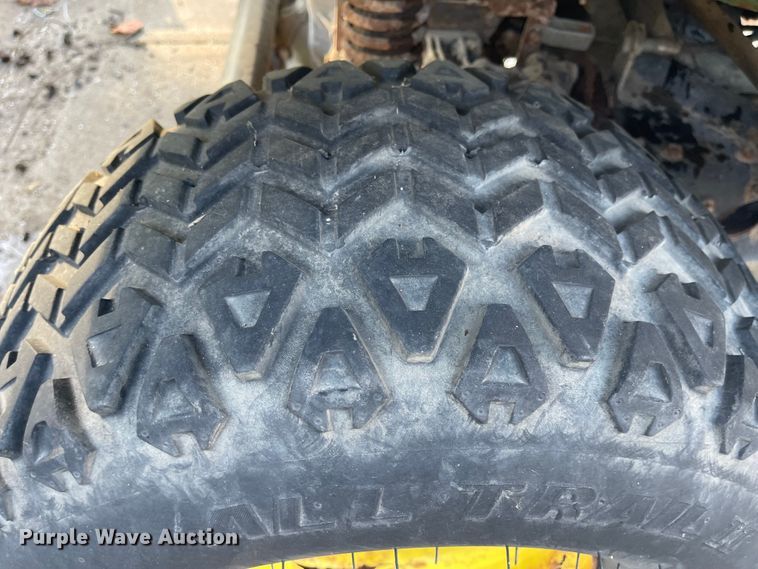 image for item MU9271 John Deere HPX Gator  utility vehicle