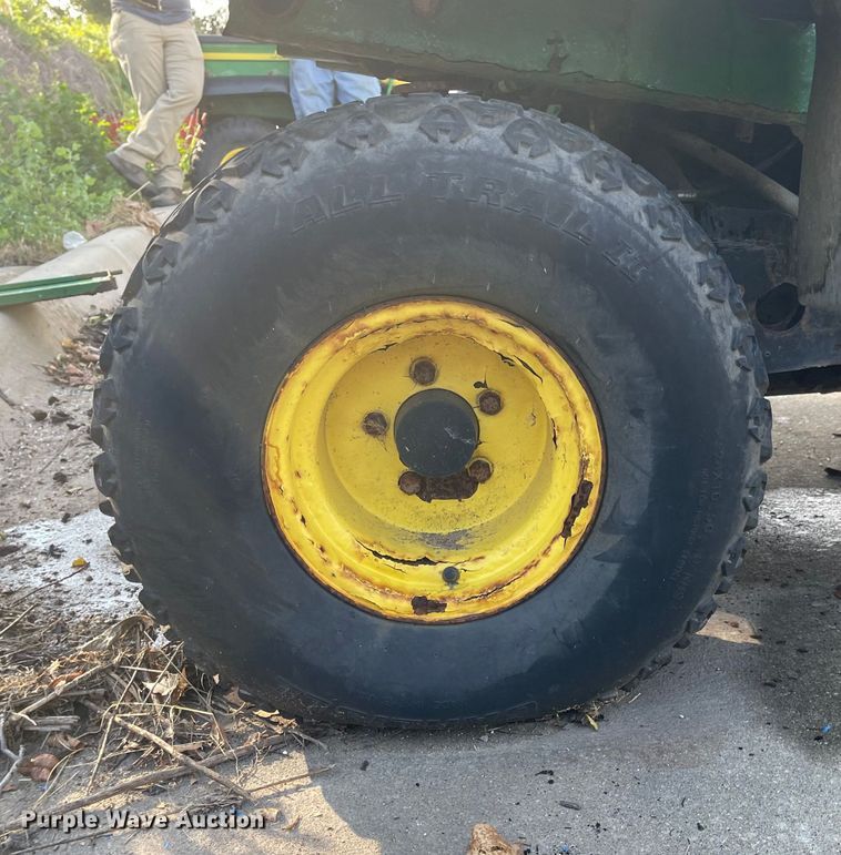 image for item MU9271 John Deere HPX Gator  utility vehicle