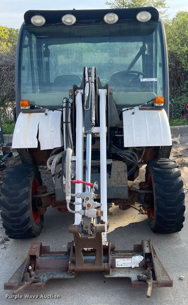 image for item MU9273 Bobcat  utility vehicle