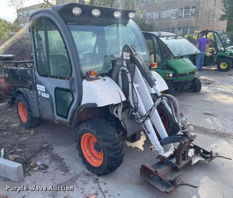 image for item MU9273 Bobcat  utility vehicle