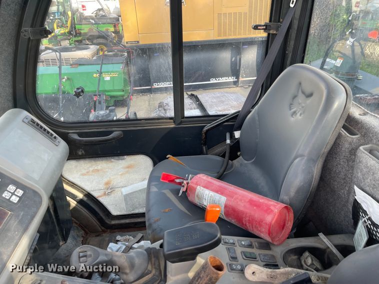 image for item MU9273 Bobcat  utility vehicle