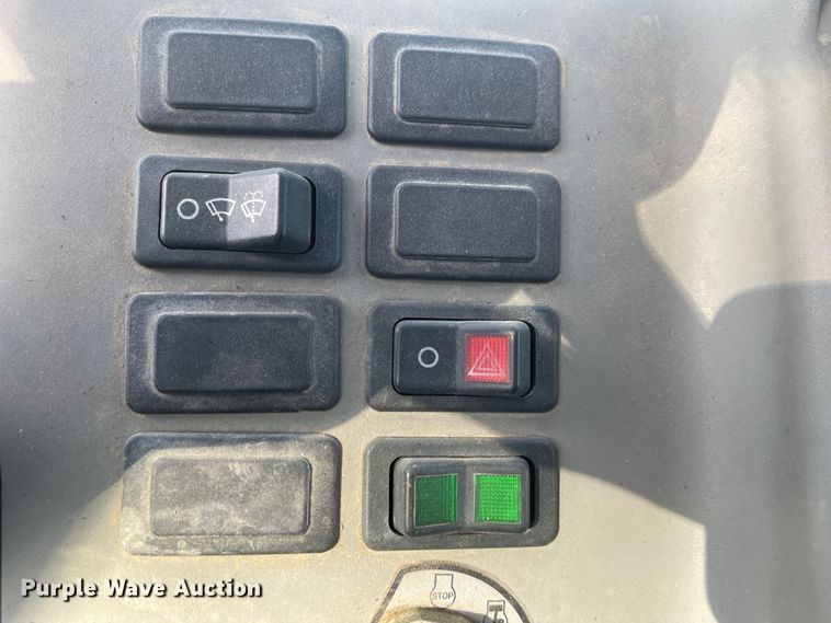 image for item MU9273 Bobcat  utility vehicle