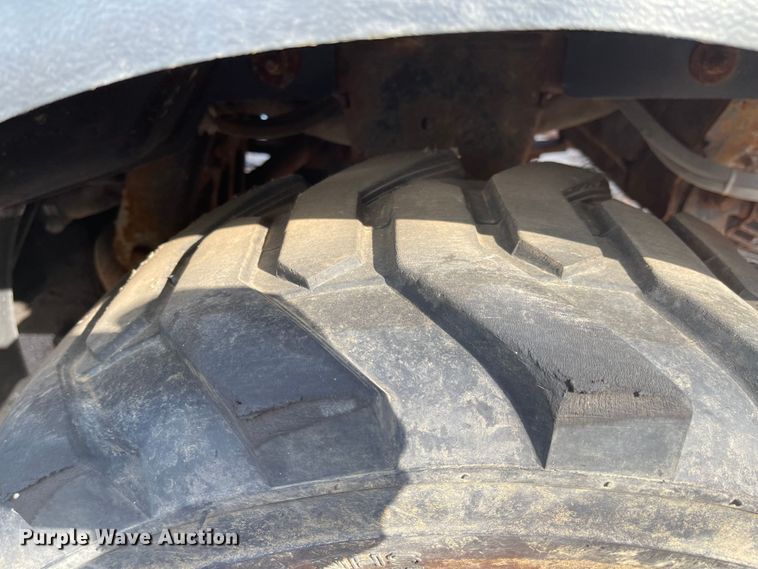 image for item MU9273 Bobcat  utility vehicle