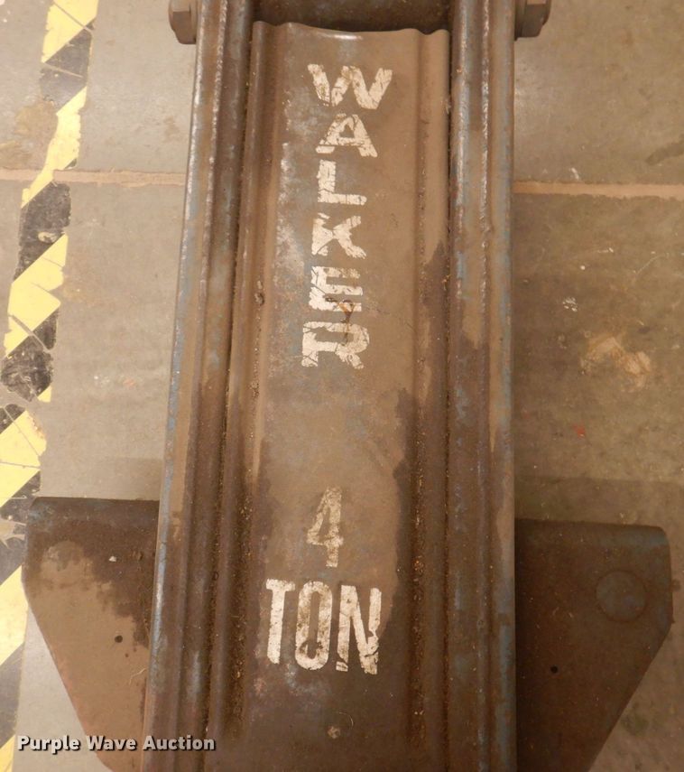 image for item MU9747 Walker 93657  floor jack