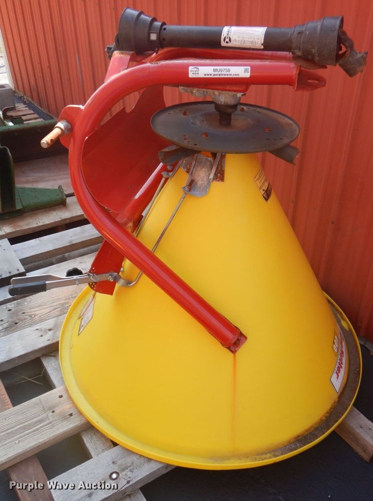 image for item MU9750 King Kutter 400  spreader