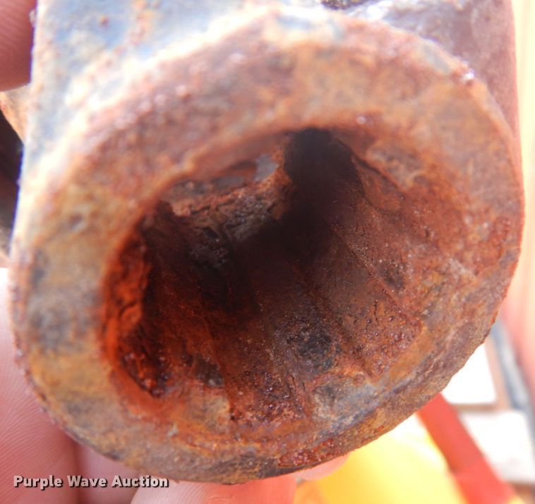 image for item MU9750 King Kutter 400  spreader