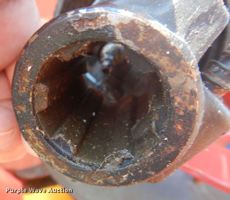 image for item MU9750 King Kutter 400  spreader