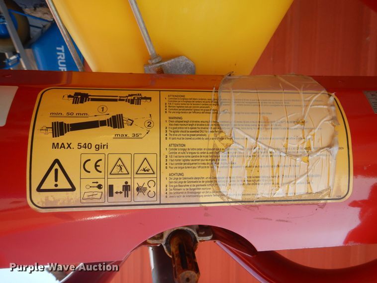 image for item MU9750 King Kutter 400  spreader