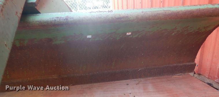 image for item MU9751 John Deere  5'W blade