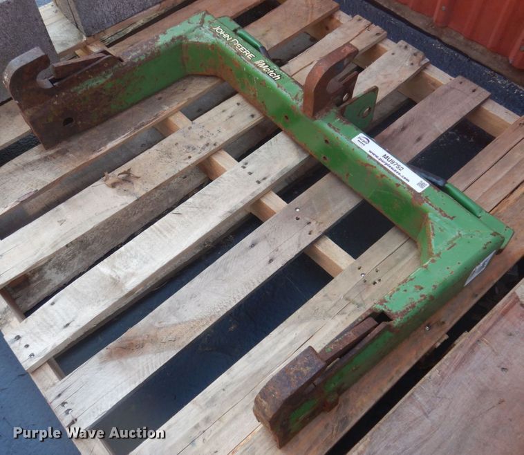 image for item MU9752 John Deere iMatch  three point quick attach