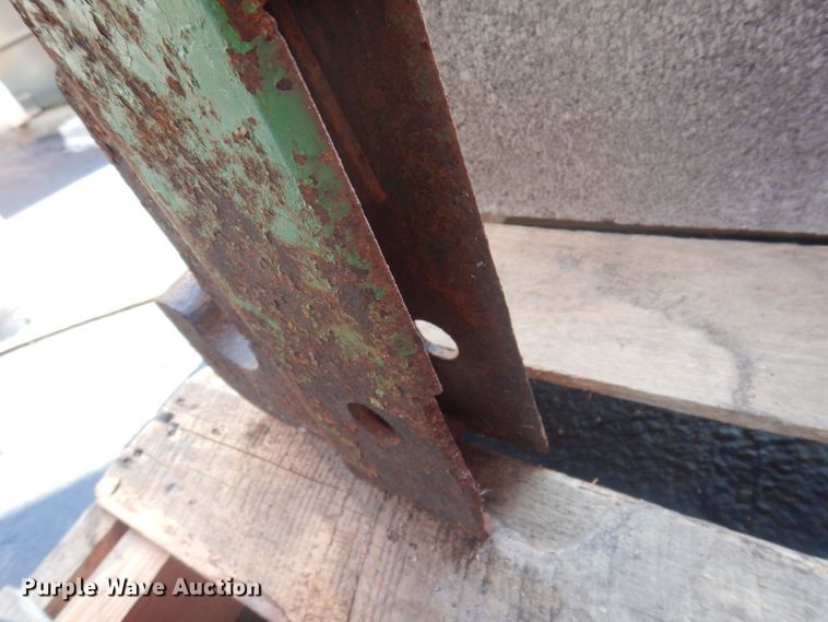 image for item MU9752 John Deere iMatch  three point quick attach