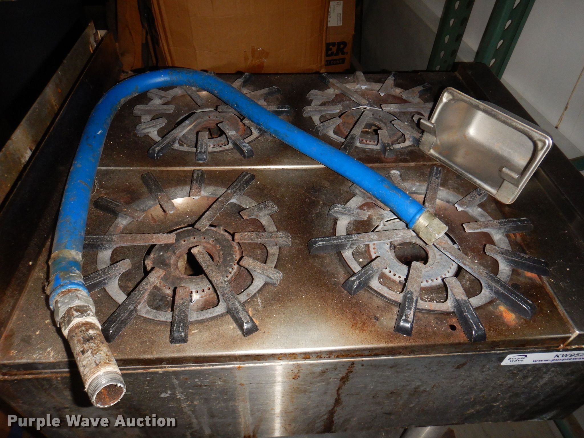 Vulcan stove in Pleasant Hill, IA Item KW9522 sold Purple Wave