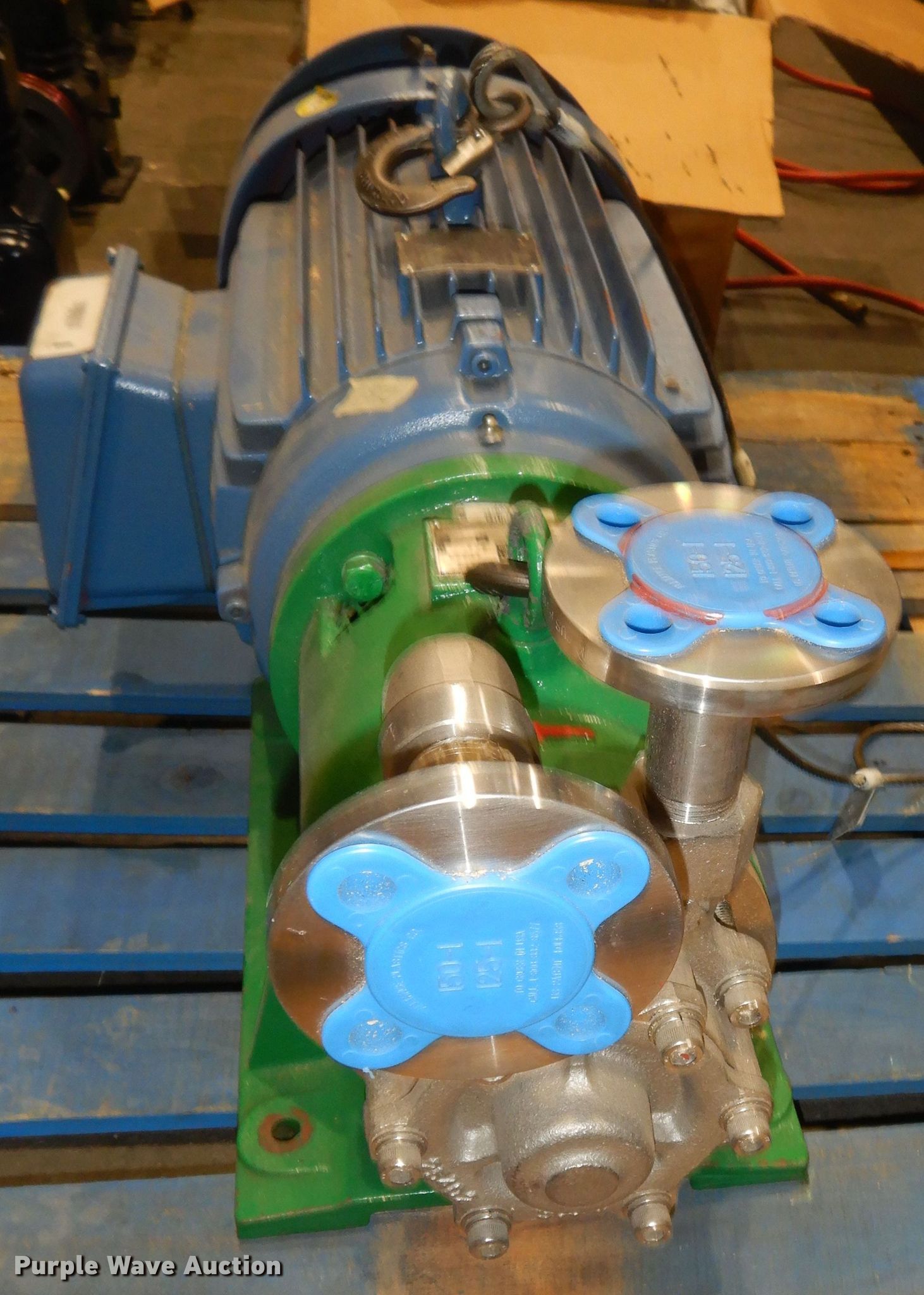 Magnatex pump in Manhattan, KS Item LR9953 sold Purple Wave