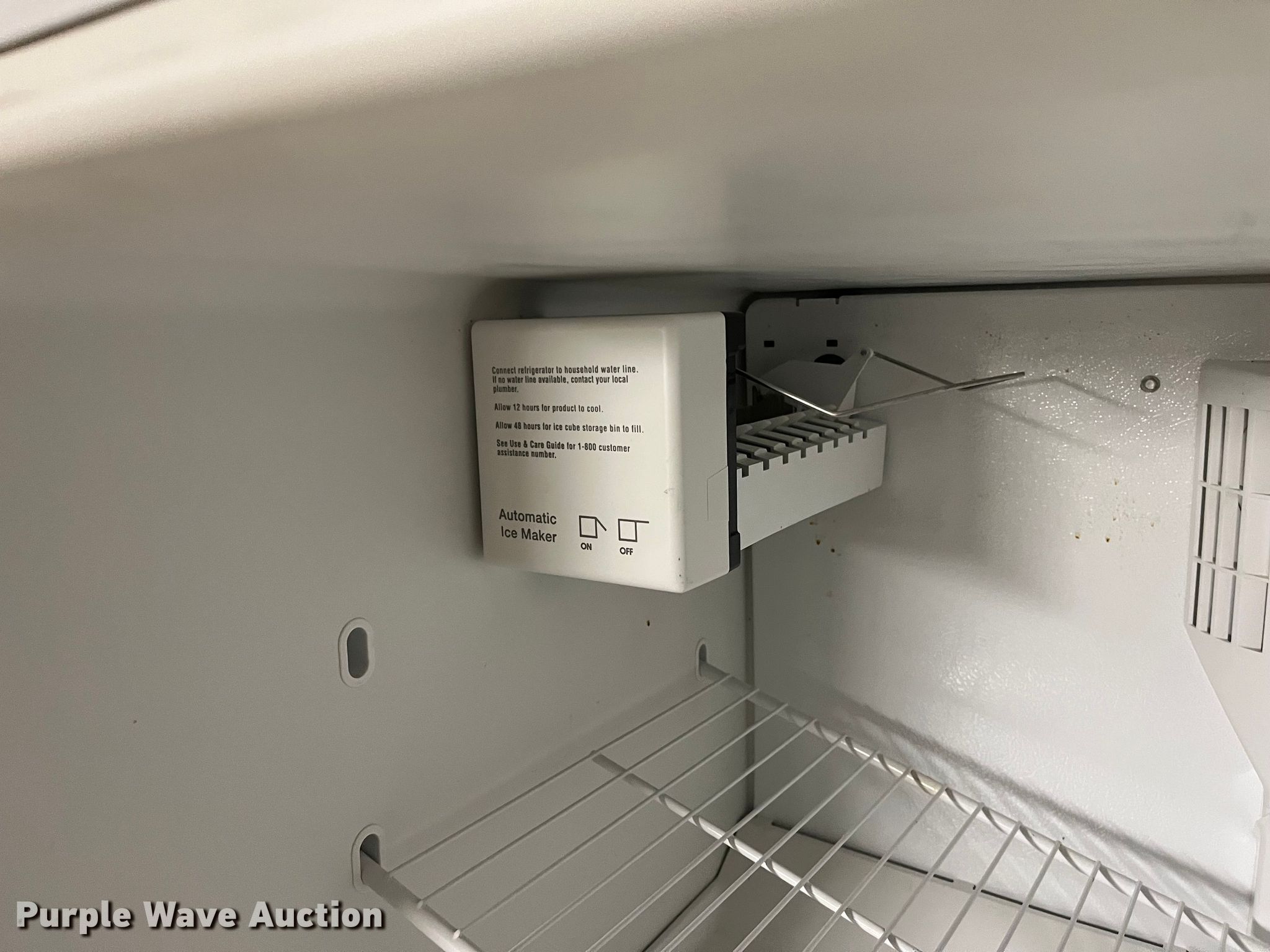 (5) refrigerators in Wichita, KS Item LU9514 sold Purple Wave