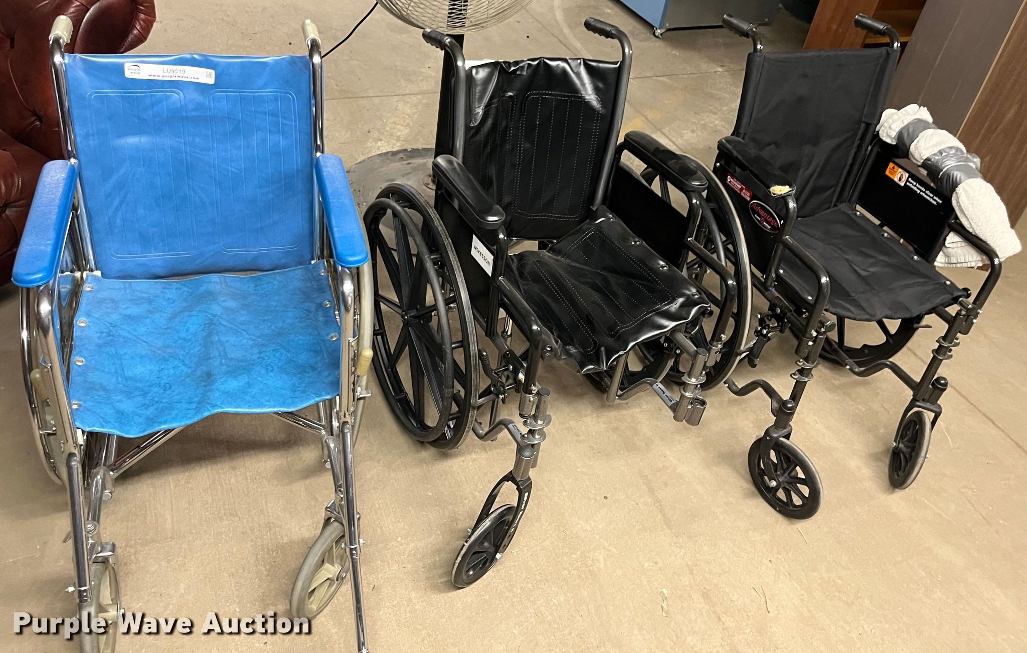 (3) Wheelchairs in Wichita, KS Item LU9519 sold Purple Wave