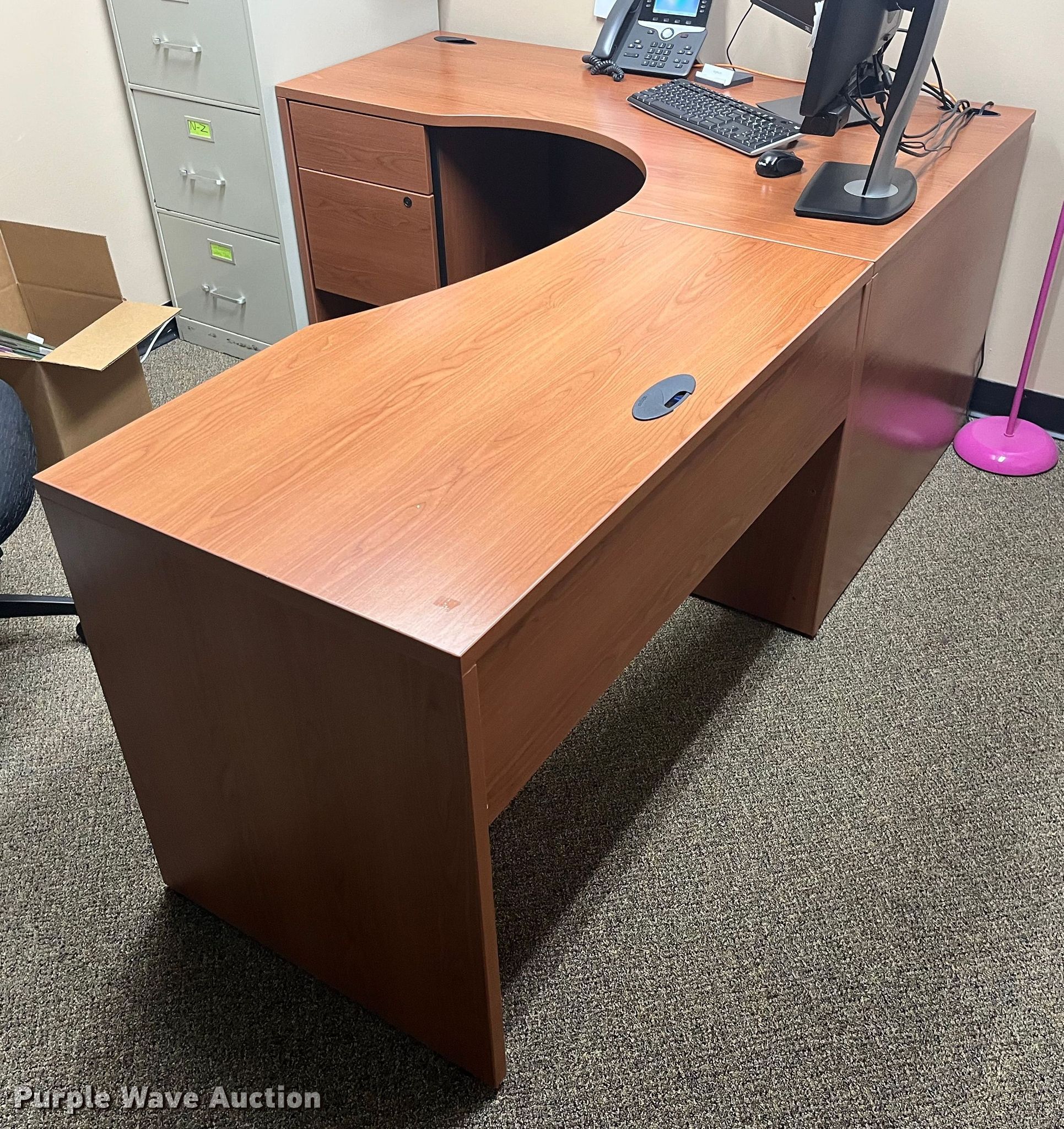 Furniture in Wichita, KS Item LU9522 sold Purple Wave