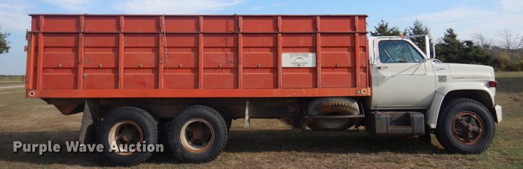 image for item DB7761 1974 Chevrolet C65  grain truck