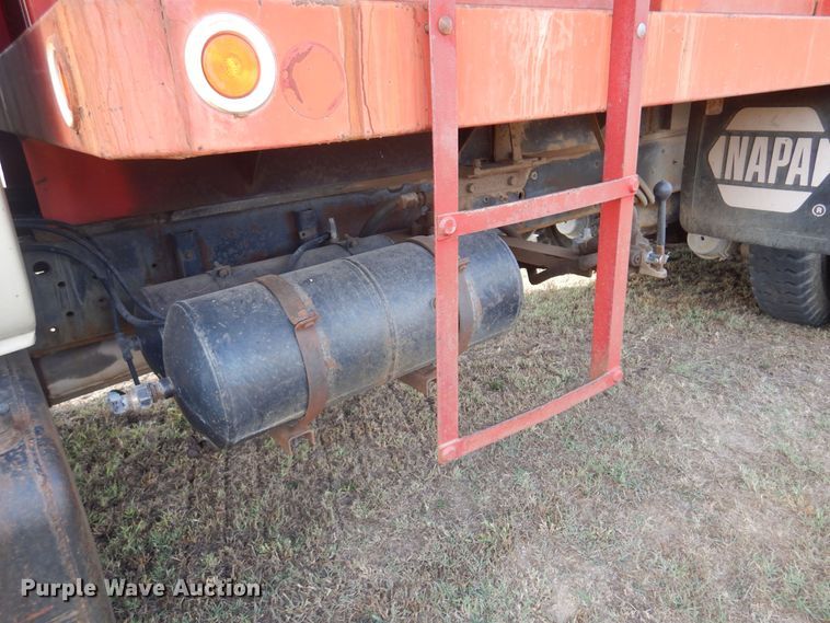 image for item DB7761 1974 Chevrolet C65  grain truck