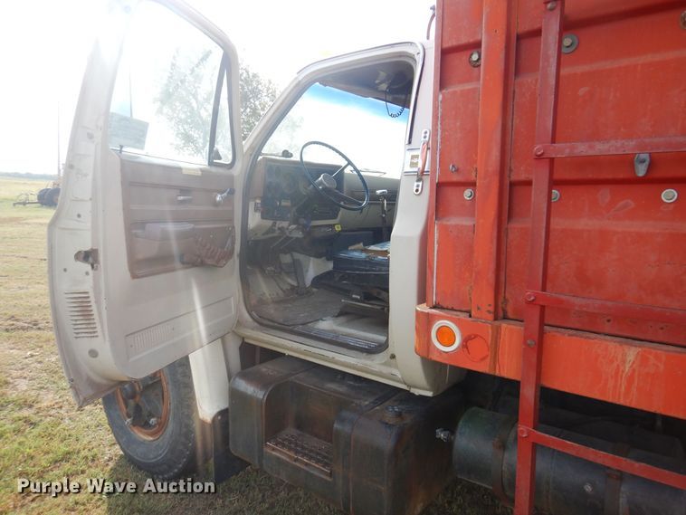 image for item DB7761 1974 Chevrolet C65  grain truck