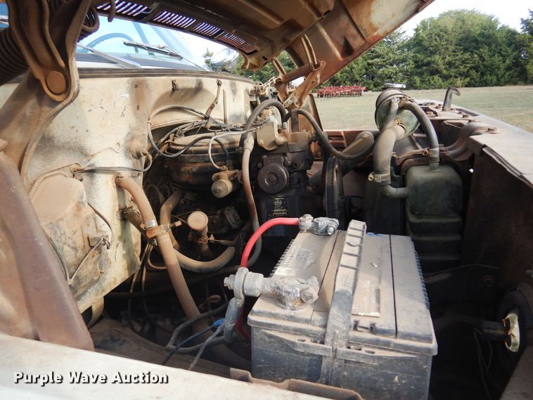 image for item DB7761 1974 Chevrolet C65  grain truck