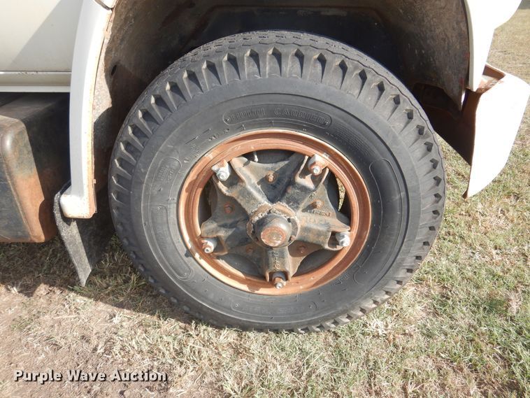 image for item DB7761 1974 Chevrolet C65  grain truck