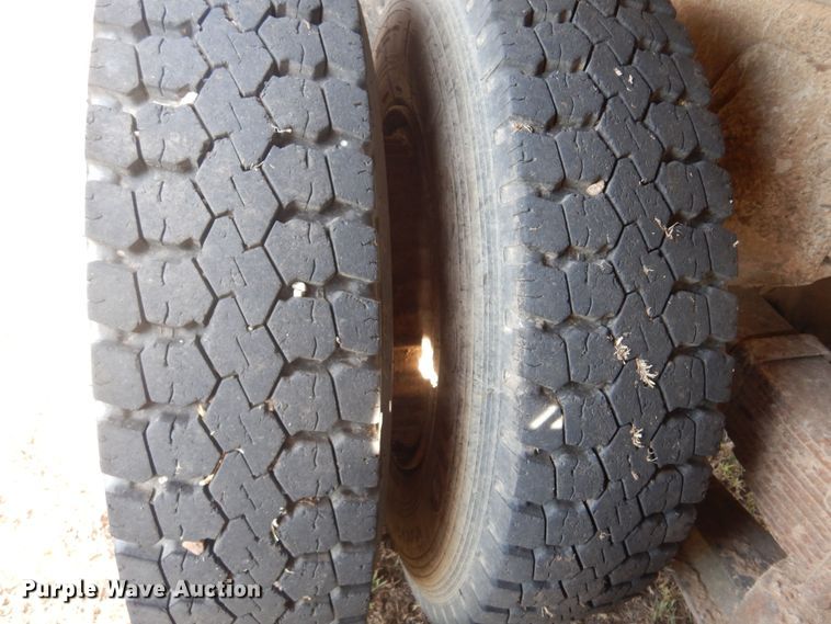 image for item DB7761 1974 Chevrolet C65  grain truck