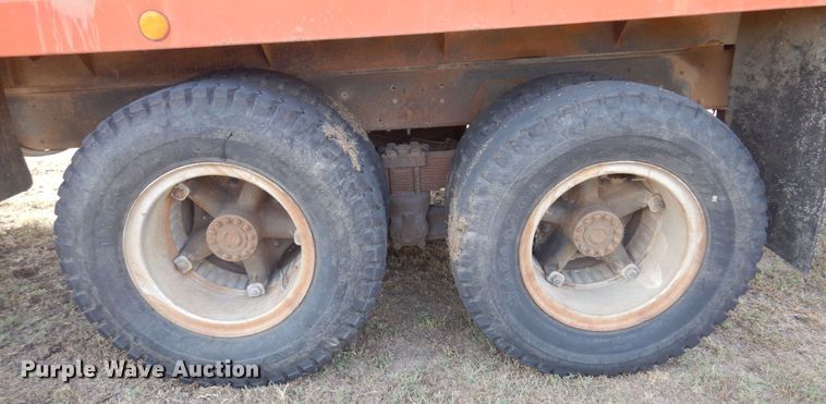 image for item DB7761 1974 Chevrolet C65  grain truck