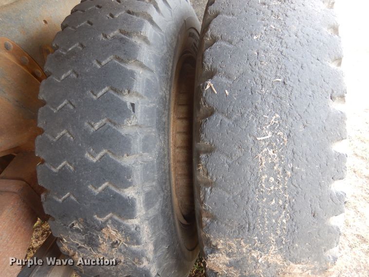 image for item DB7761 1974 Chevrolet C65  grain truck