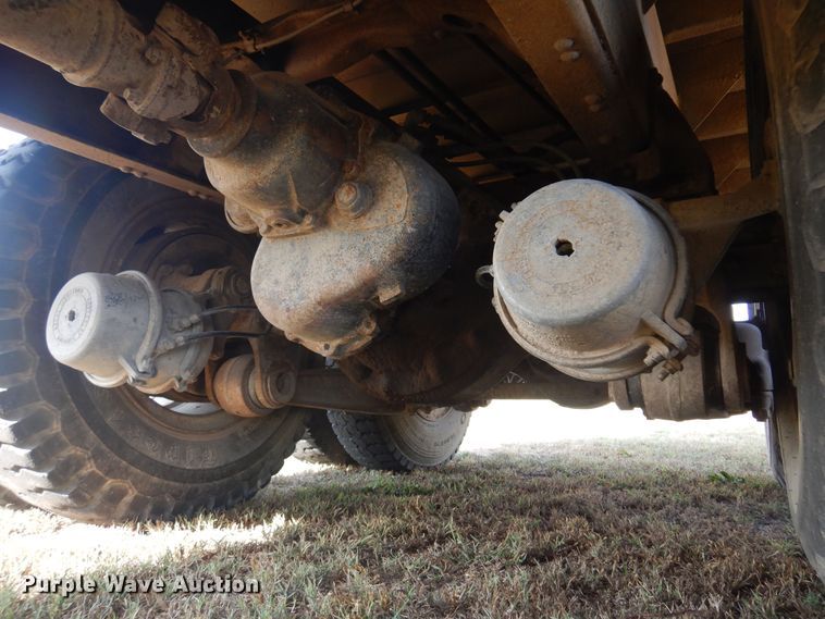 image for item DB7761 1974 Chevrolet C65  grain truck