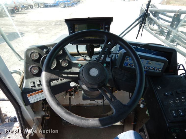 image for item DL1772 AGCO Spray Coupe 4440  sprayer