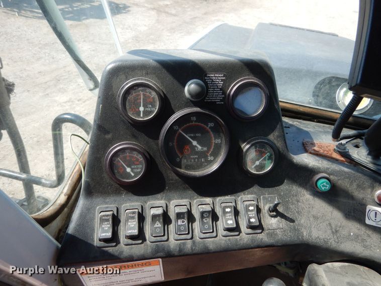 image for item DL1772 AGCO Spray Coupe 4440  sprayer