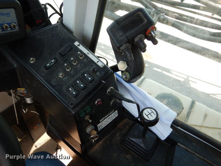 image for item DL1772 AGCO Spray Coupe 4440  sprayer