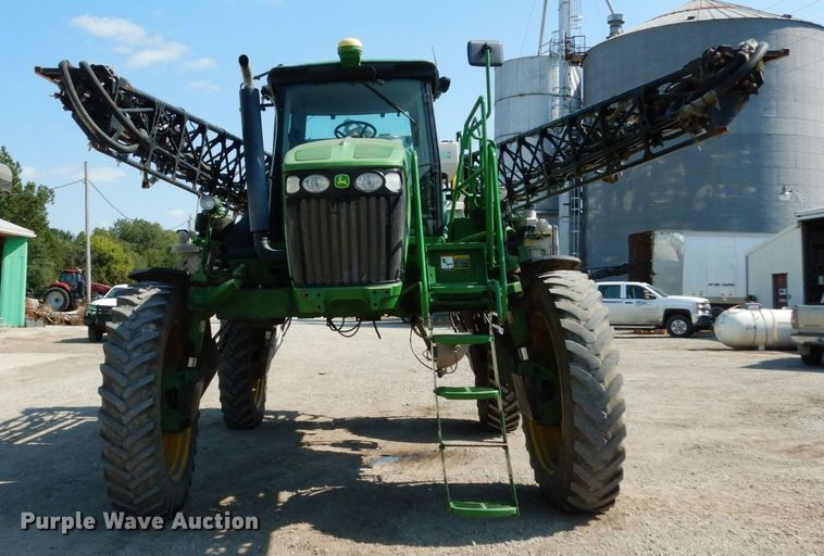 image for item DL1774 John Deere 4730  sprayer