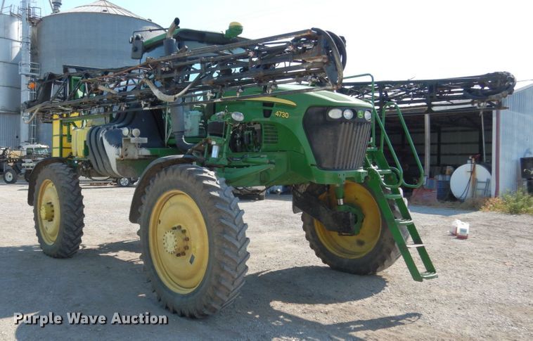 image for item DL1774 John Deere 4730  sprayer