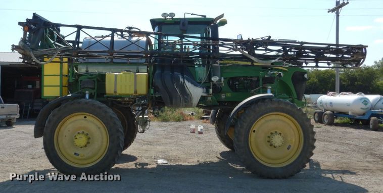 image for item DL1774 John Deere 4730  sprayer