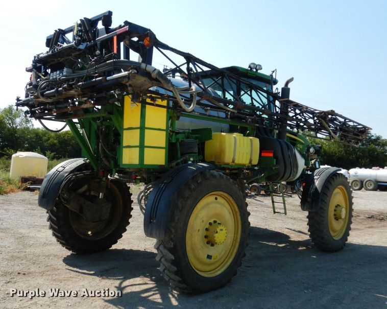 image for item DL1774 John Deere 4730  sprayer