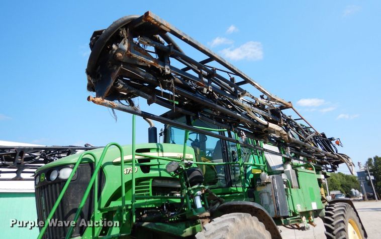 image for item DL1774 John Deere 4730  sprayer