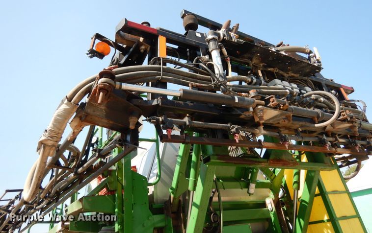 image for item DL1774 John Deere 4730  sprayer