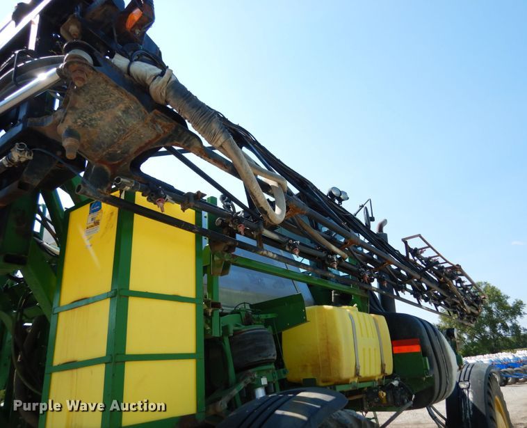 image for item DL1774 John Deere 4730  sprayer