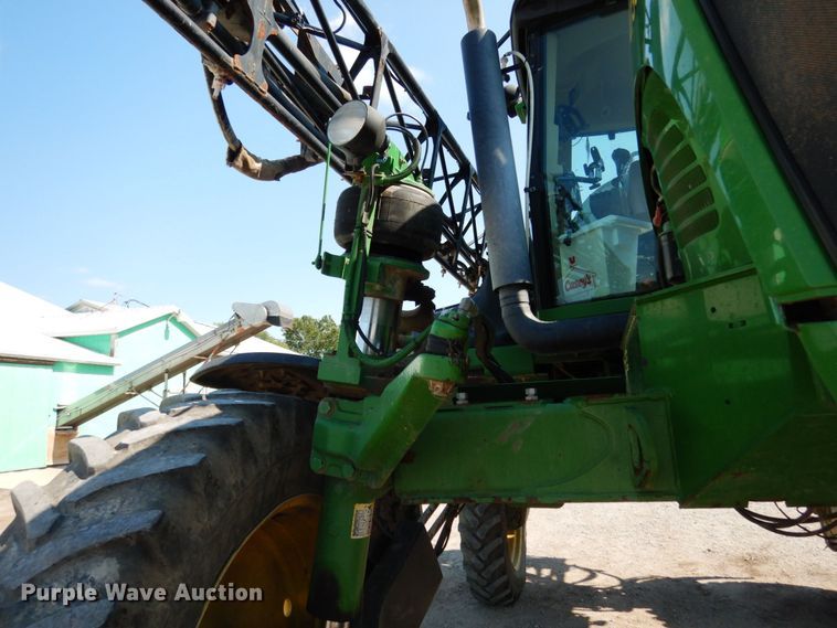 image for item DL1774 John Deere 4730  sprayer